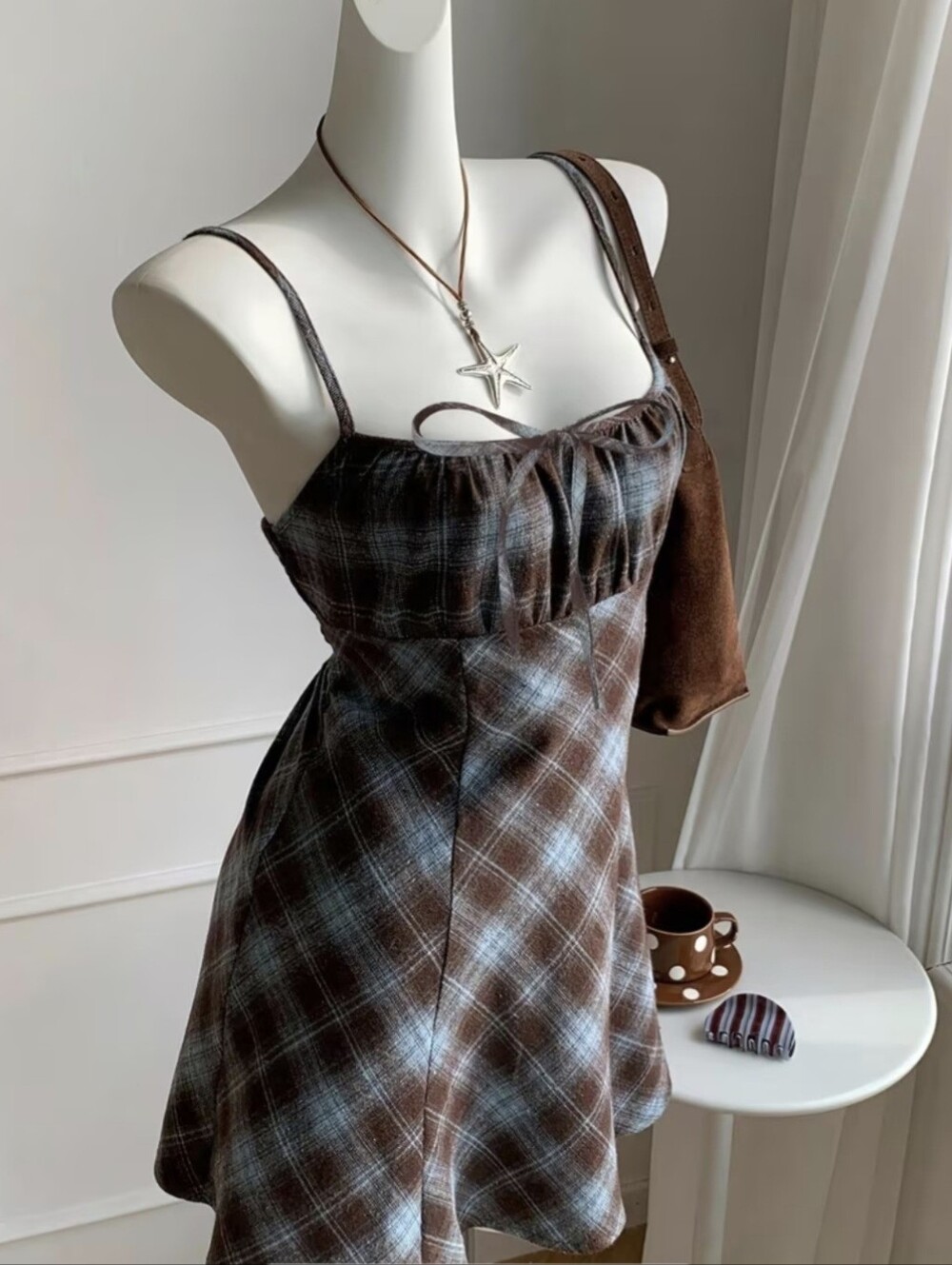 Women'S Brown Blue Plaid Spaghetti Strap Mini Dress, Bow Detail And A-Line Fit - Picture 5 of 6